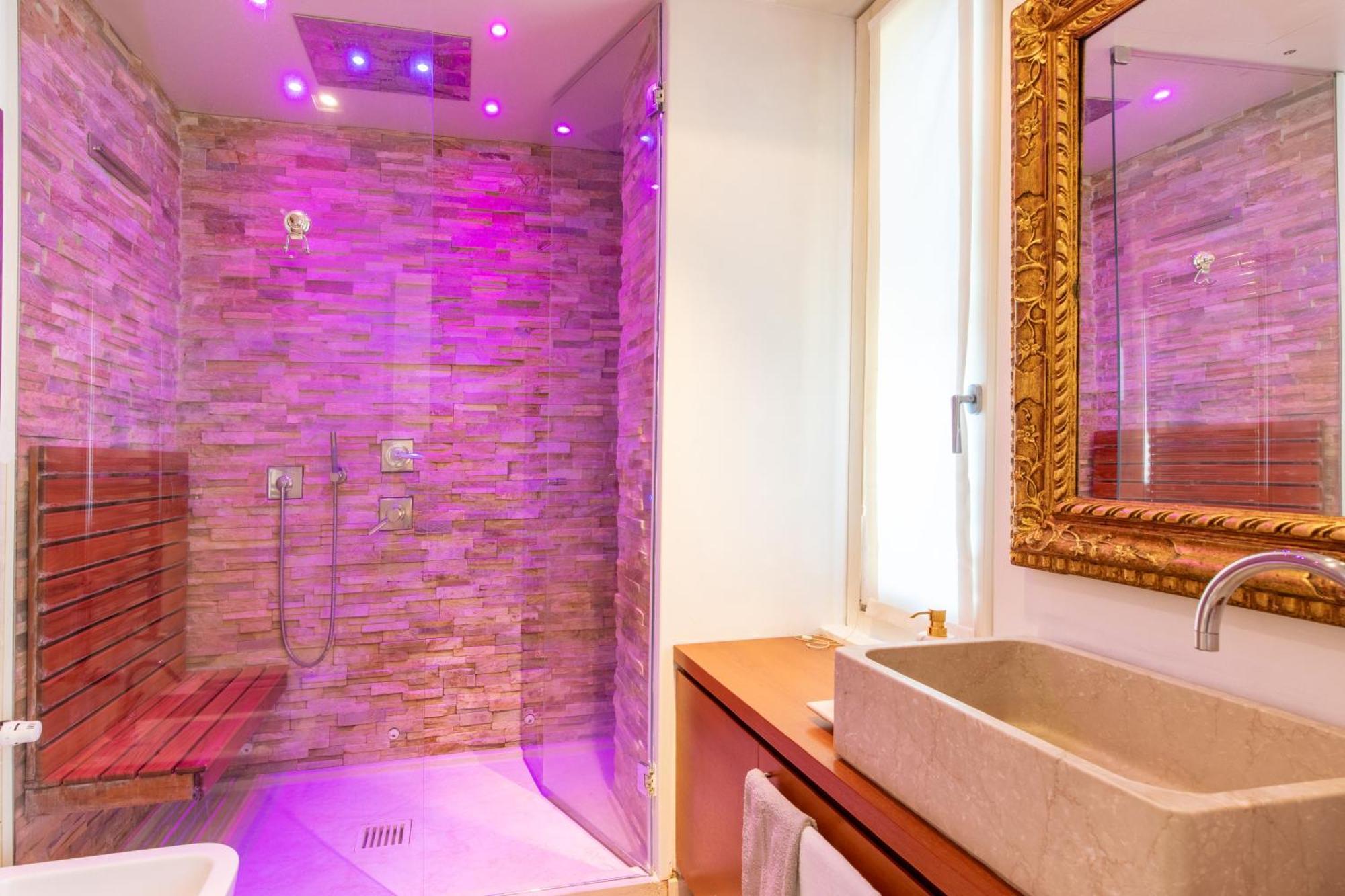Porta Venezia- Design Apartment, 2-Bedrooms, Netflix, Wifi มิลาน ภายนอก รูปภาพ